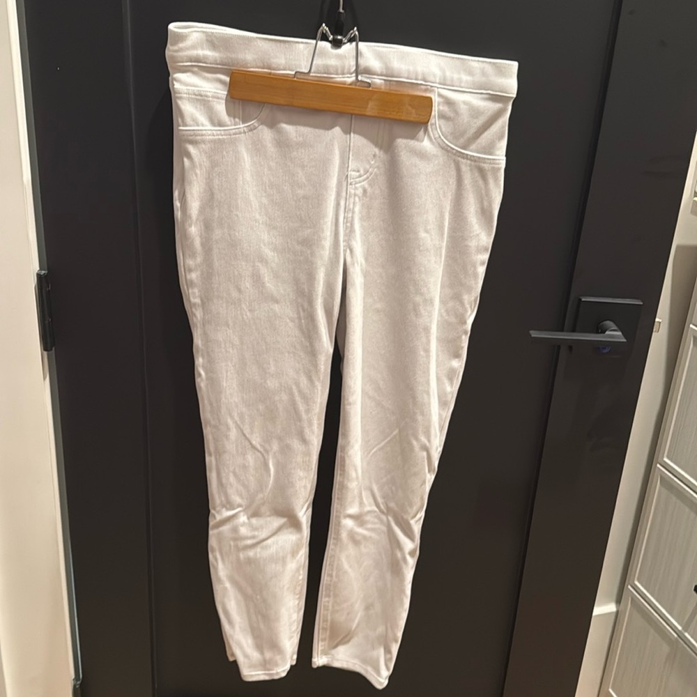♥️SPANX Jean-ish Crop Leggings NWT *White